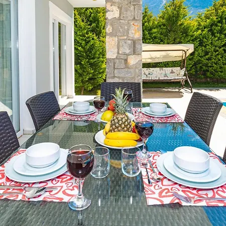 Vila Yasam Park Rena Villalari Oeluedeniz Fethiye